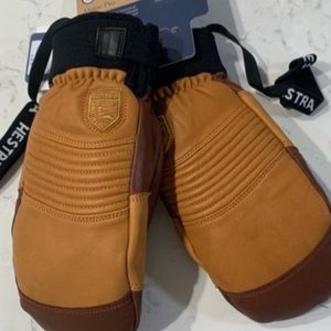 Hestra mittens - size 8